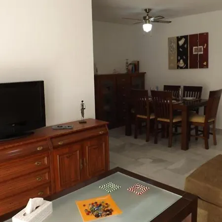 In Miramar 2d Apartment